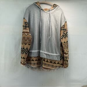 New with tags Gilded Intent Gray and Tan Patterned Women's Large Hoodie